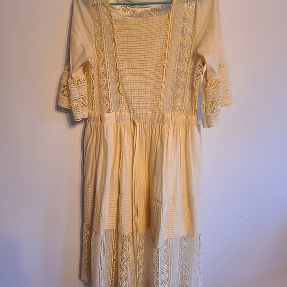 Stunning Vintage Crochet Dress - Picture 1 of 3